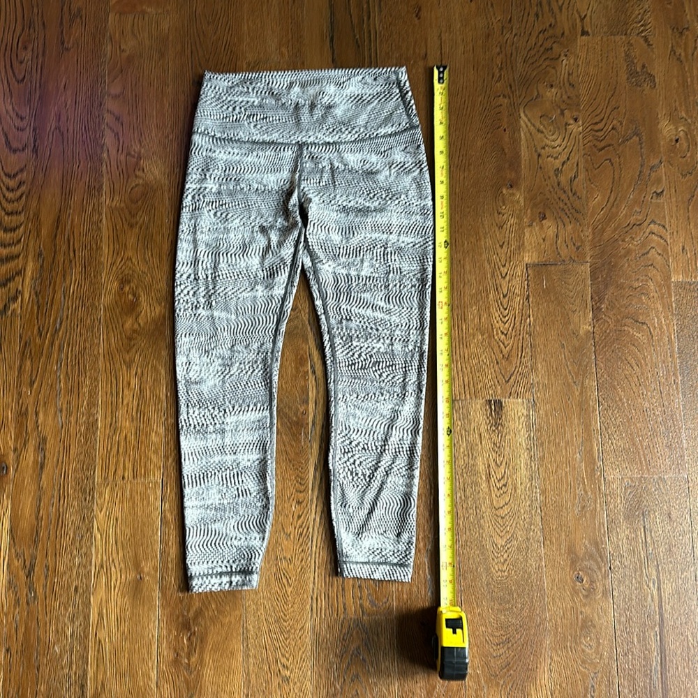 High-Rise Patterned Women's Leggings - Gray/Black 10